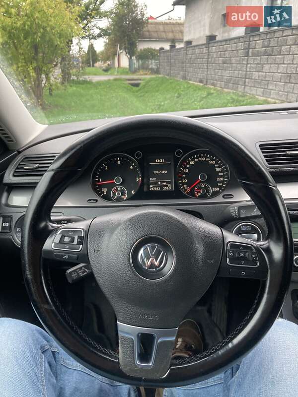 Універсал Volkswagen Passat 2010 в Виноградові