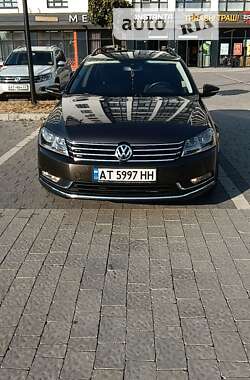 Універсал Volkswagen Passat 2014 в Івано-Франківську