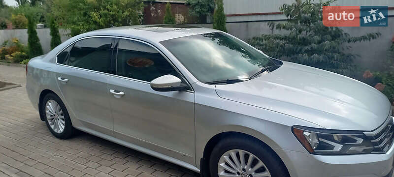 Седан Volkswagen Passat 2016 в Киеве фото 2 Седан Volkswagen Passat 2016 в Киеве