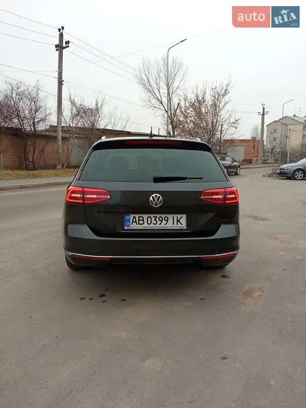 Volkswagen Passat 2017 VIN WVWZZZ3CZJE115885 фото оголошення 31 з 77