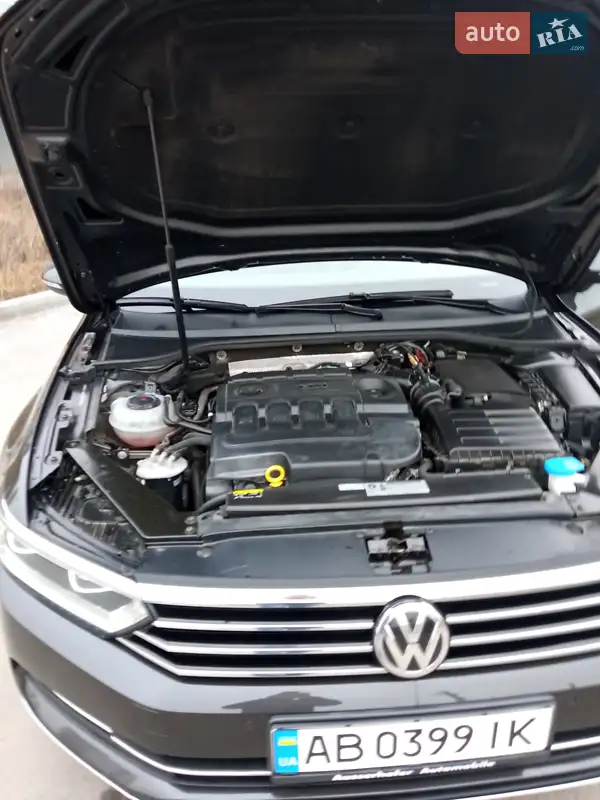 Volkswagen Passat 2017 VIN WVWZZZ3CZJE115885 фото оголошення 37 з 77
