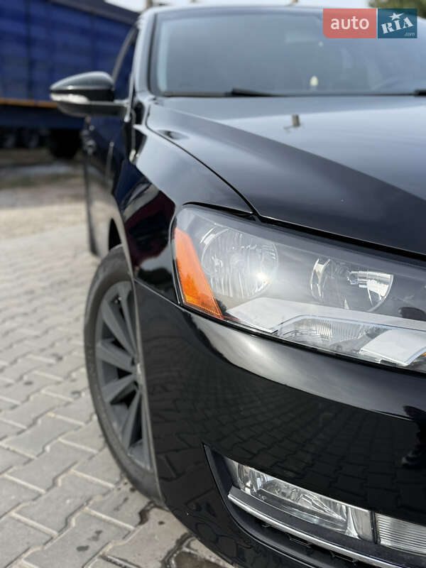 Седан Volkswagen Passat 2012 в Дніпрі