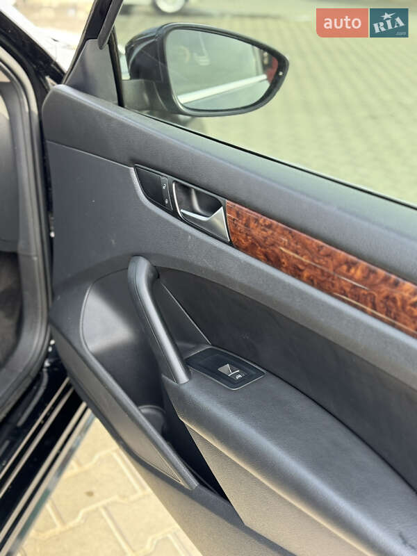 Седан Volkswagen Passat 2012 в Дніпрі