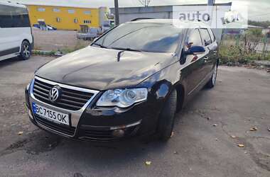 Універсал Volkswagen Passat 2007 в Дрогобичі