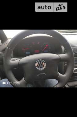 Седан Volkswagen Passat 2000 в Заречном