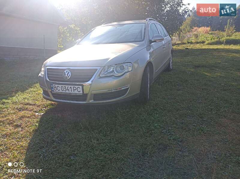 Універсал Volkswagen Passat 2006 в Золочеві