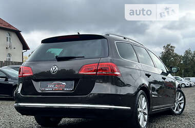 Універсал Volkswagen Passat 2012 в Луцьку