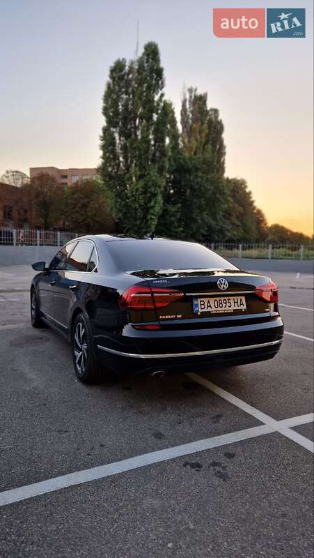 Седан Volkswagen Passat 2016 в Кропивницком