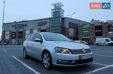 Универсал Volkswagen Passat 2012 в 