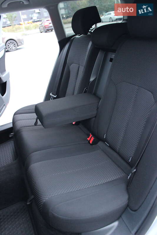 Универсал Volkswagen Passat 2012 в Львове