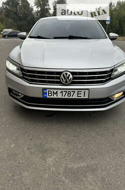 Седан Volkswagen Passat 2016 в Сумах