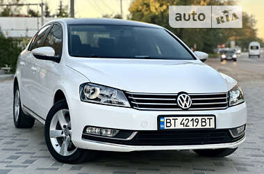 Седан Volkswagen Passat 2012 в Одесі