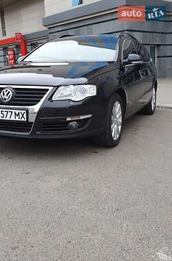 Универсал Volkswagen Passat 2009 в Харькове