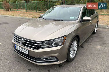 Седан Volkswagen Passat 2016 в Харкові