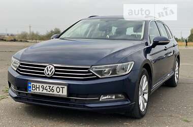 Універсал Volkswagen Passat 2015 в Одесі