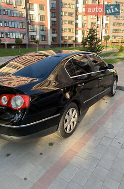 Седан Volkswagen Passat 2006 в 