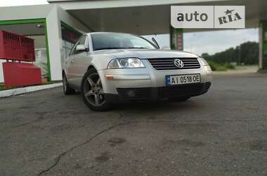 Седан Volkswagen Passat 2002 в Ірпені