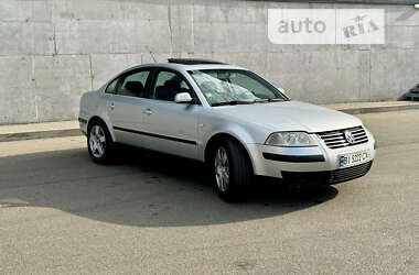 Седан Volkswagen Passat 2001 в Киеве