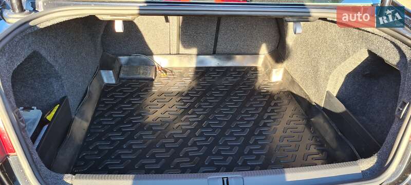 Седан Volkswagen Passat 2008 в Кременчуці