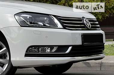 Седан Volkswagen Passat 2012 в Одессе