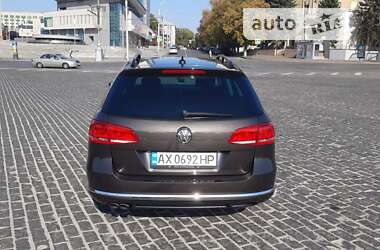Універсал Volkswagen Passat 2013 в 