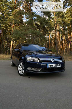 Универсал Volkswagen Passat 2011 в Ромнах