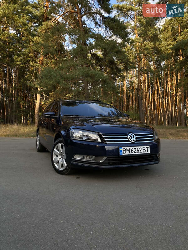 Универсал Volkswagen Passat 2011 в 