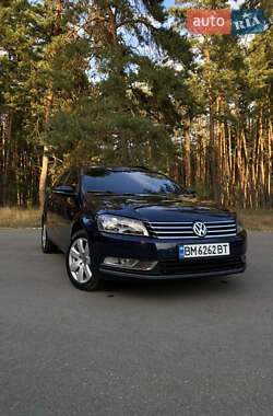 Универсал Volkswagen Passat 2011 в 