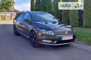 Універсал Volkswagen Passat 2012 в Рівному