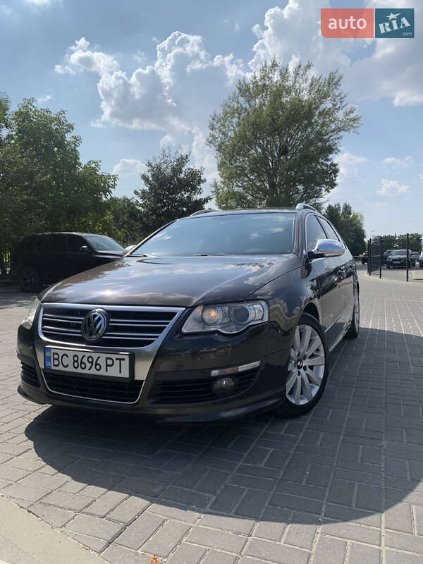 Универсал Volkswagen Passat 2010 в Львове