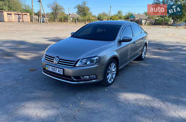 Седан Volkswagen Passat 2013 в Кривому Розі