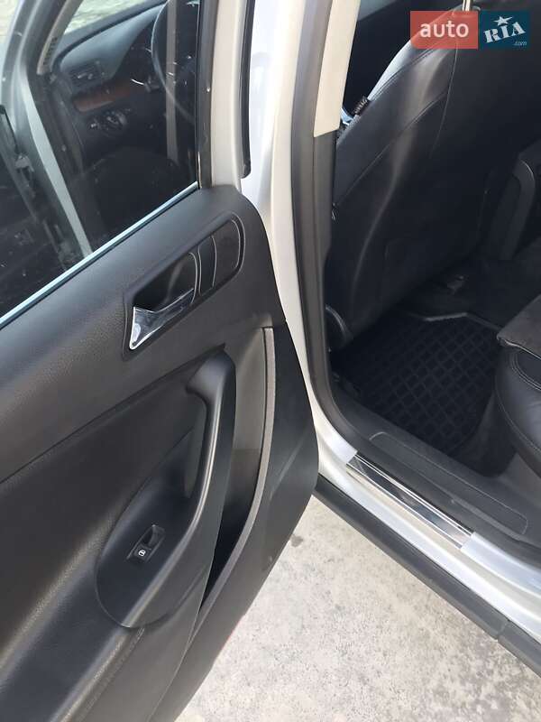 Седан Volkswagen Passat 2006 в Кам'янець-Подільському