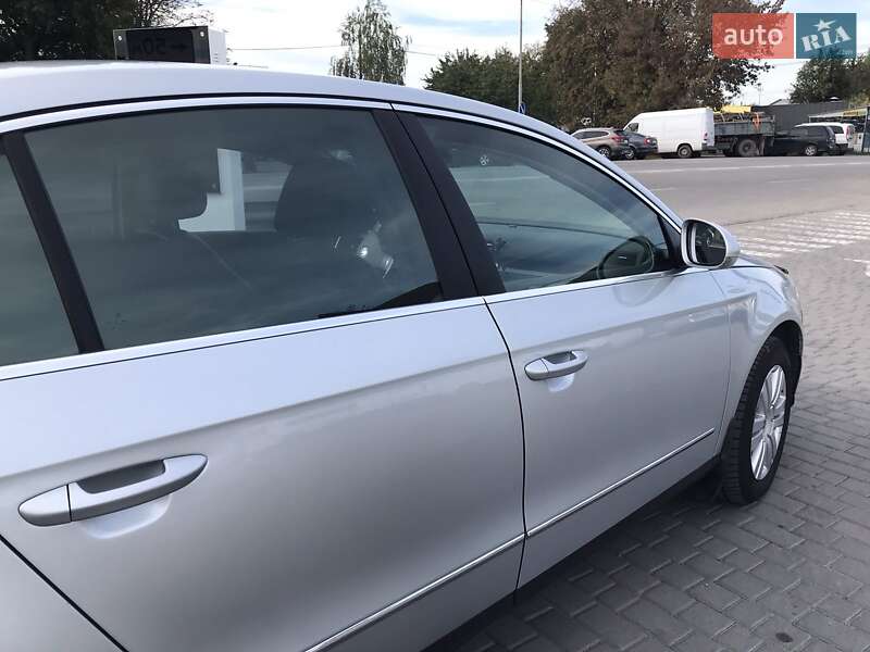 Седан Volkswagen Passat 2006 в Кам'янець-Подільському