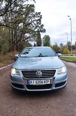 Седан Volkswagen Passat 2007 в Киеве