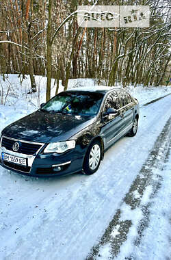 Седан Volkswagen Passat 2005 в Кролевце