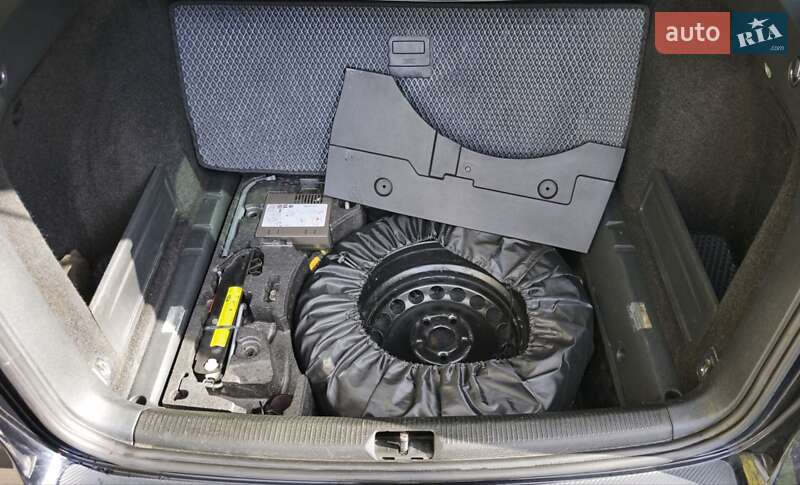 Универсал Volkswagen Passat 2006 в Львове