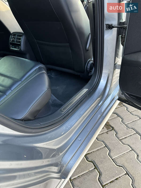 Универсал Volkswagen Passat 2018 в Дрогобыче фото 12 Универсал Volkswagen Passat 2018 в Дрогобыче