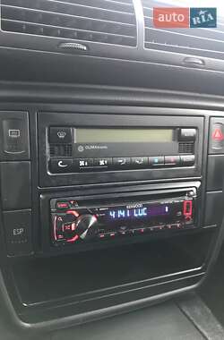 Универсал Volkswagen Passat 2001 в 