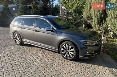 Універсал Volkswagen Passat 2015 в Вінниці