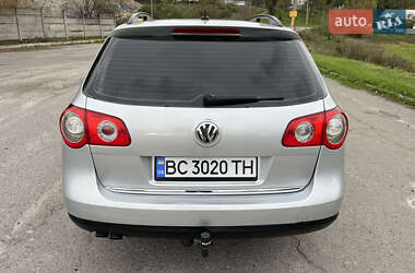 Универсал Volkswagen Passat 2005 в Теофиполе