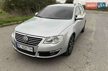 Универсал Volkswagen Passat 2005 в Теофиполе