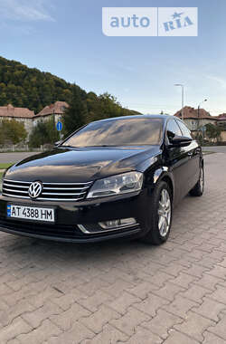 Универсал Volkswagen Passat 2011 в Надворной