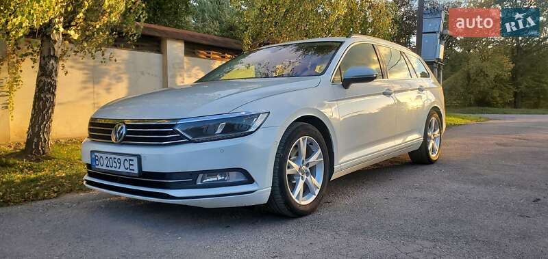 Універсал Volkswagen Passat 2017 в Тернополі