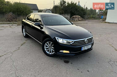 Седан Volkswagen Passat 2015 в 