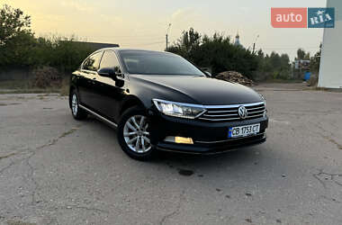 Седан Volkswagen Passat 2015 в 