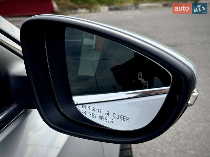 Седан Volkswagen Passat 2016 в Києві фото 6 Седан Volkswagen Passat 2016 в Києві