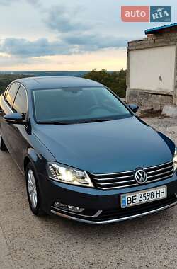 Седан Volkswagen Passat 2011 в Южноукраїнську