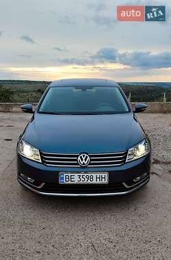 Седан Volkswagen Passat 2011 в Южноукраїнську