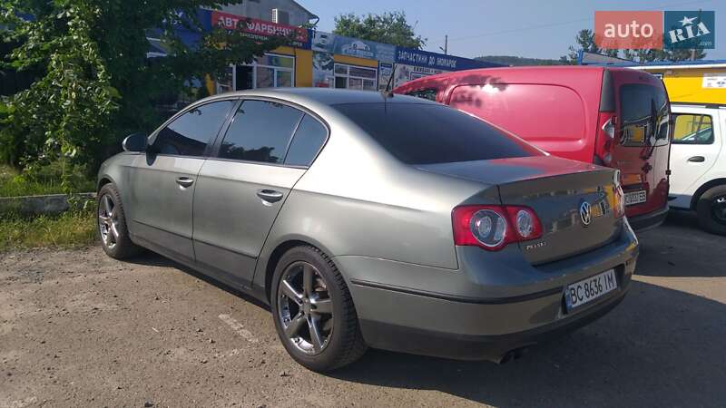 Седан Volkswagen Passat 2009 в Львові