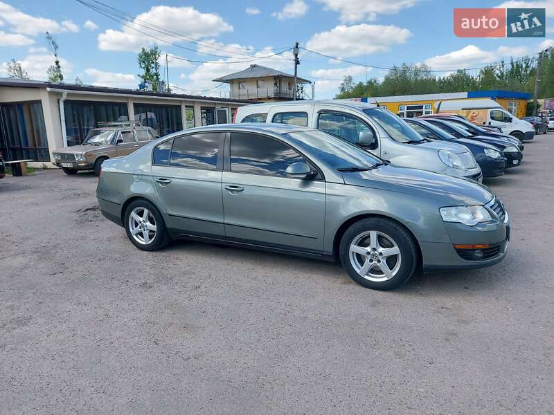 Седан Volkswagen Passat 2009 в Львові